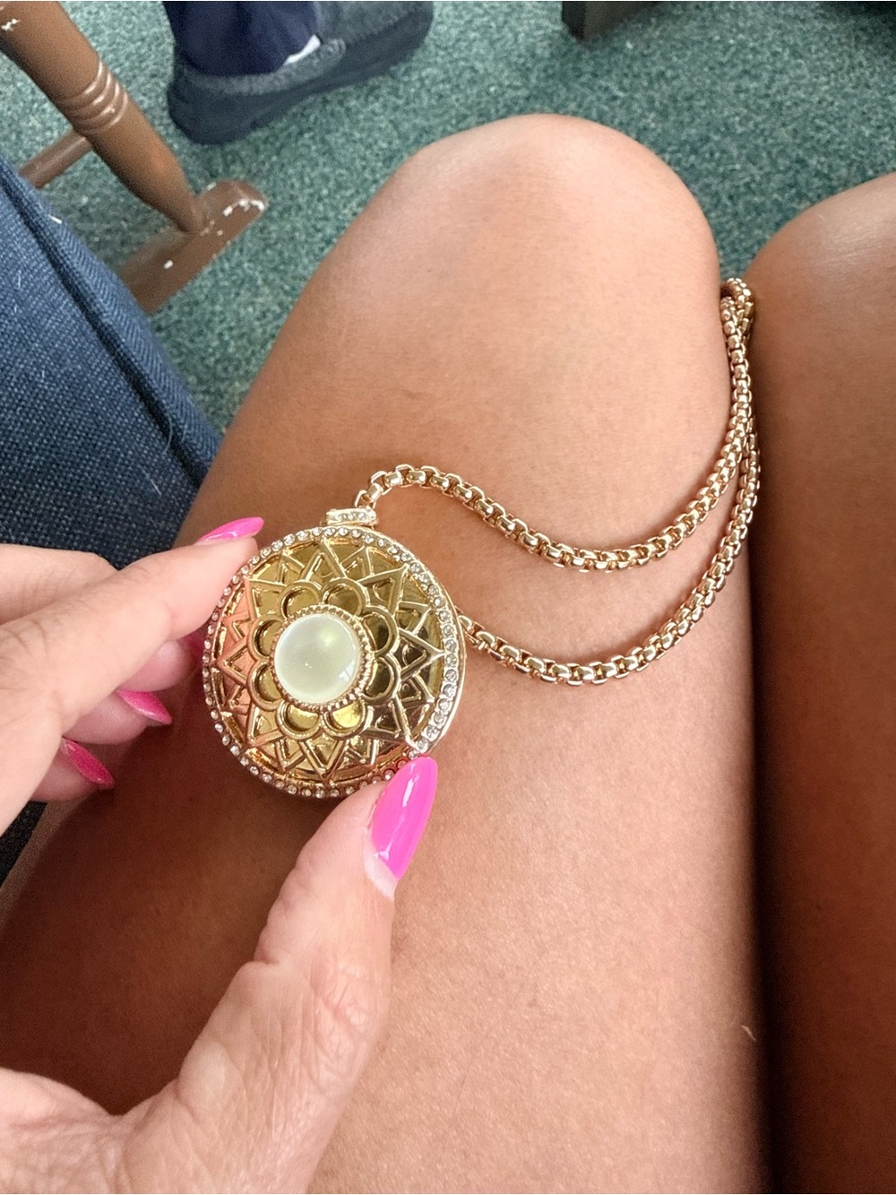 Gold-tone Filigree Pendant Necklace with Central Cabochon
